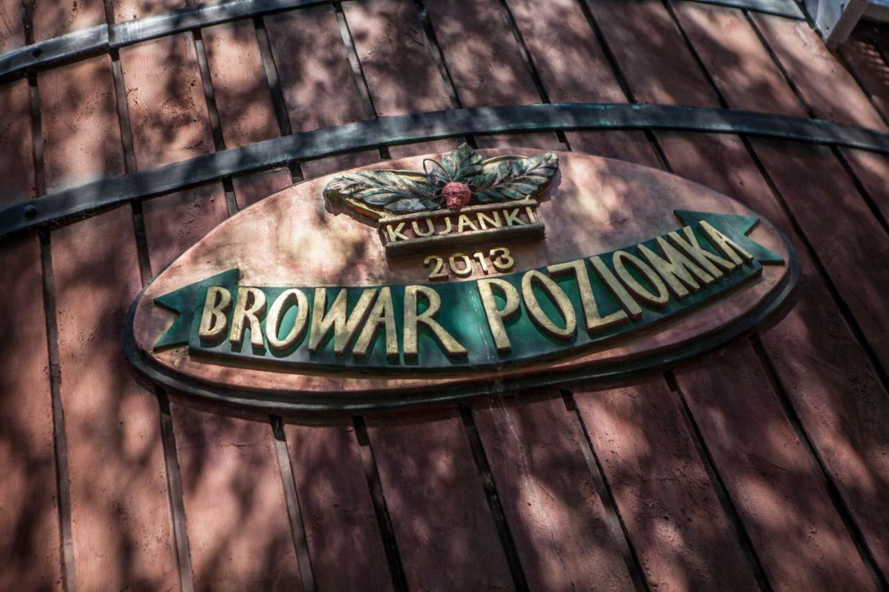 Poziomka Hotel Kujan Exterior photo